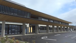 誕生20周年を前に　美作市の新しい庁舎が完成　周辺には災害時にも活用できる公園も整備中　岡山