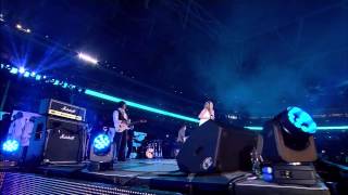 Joss Stone Jeff Beck Wembley Stadium rock at the NFL match!