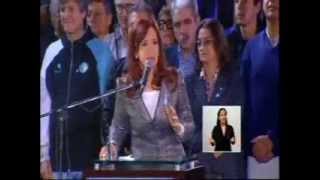 25 Mayo 2015  parte 1 La Presidenta discurso cadena nacional   Plaza de Mayo