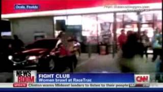 Women Brawling At RaceTrac Gas Station In Florida