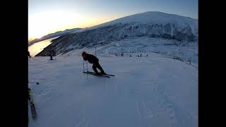 Midnight Sun Skiing   Tromsø Alpinpark 22  May 2020