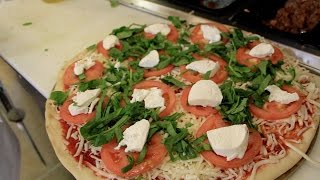 Rutgers Dining Halls Prepare 35,000 Meals Daily