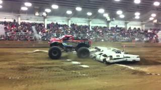 Destroyer monster truck Pasco Wa freestyle