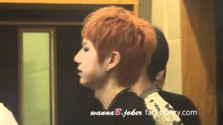 [FANCAM] 110520 Super Junior KTR - BEAST - Leaving studio