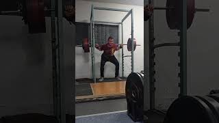 Squat PR: 3x195kg