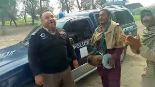 Best perfaomace of POLICE WALA NAAT SHAHBAZ SAMI-Roads singer k sath