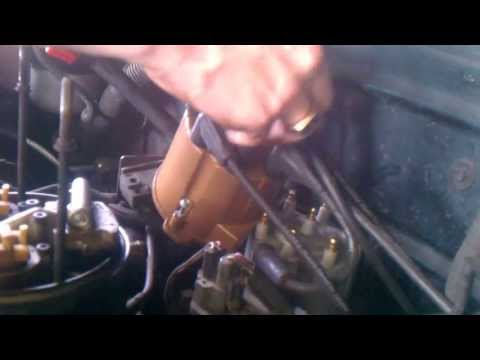 1995 Chevy 5.7L V8 Distributor Cap and Rotor Button How to Part 1 1995 Chevy 5.7L V8 Distributor Cap and Rotor Button How to Part 1