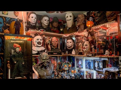 Visit to the horror collection room