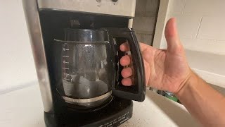 Elevate Your Home Brewing with Cuisinart's Programmable Coffee Maker!