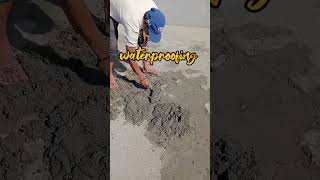 Method of pouring cement on roof/waterproofing after plastering #construction