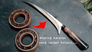 pisau tertajam terbuat dari bearing karatan madein japan yang sangat keras.