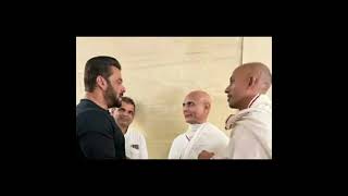 Salman Khan Latest New Pic With Jain Monk Aacharya Vijay Hansratnapurji 💖.