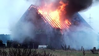 Diemelsee: Scheune bei Vasbeck durch Feuer zerstört