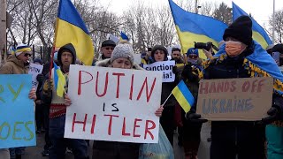 Canadians rally outside Russian Embassy in Ottawa to protest Ukraine invasion