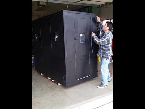 ice shack fold down (demonstration) ice shack fold down (demonstration)