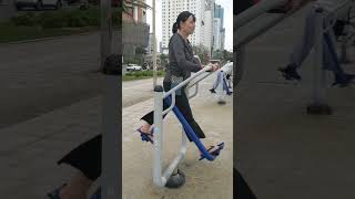 Joan gets in a free workout at the beach in Da Nang