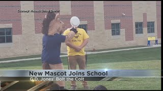 New mascot joins elementary school