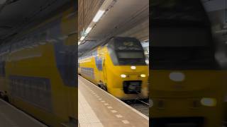 #treinleven Virm 9576 komt door Rijswijk