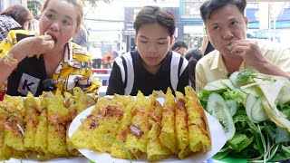 Thưởng thức BÁNH XÈO MIỀN TRUNG chỉ 8K ngon bổ rẻ khách đến ăn đông nghẹt khách ngay tại Quận 7 |QVH