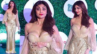 Ufff Baapre!! Shilpa Shetty Purposely Showing Her Super Huge Beauty In Outfit At Red Carpet