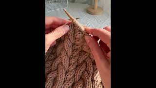 Men's scarf knitting skills