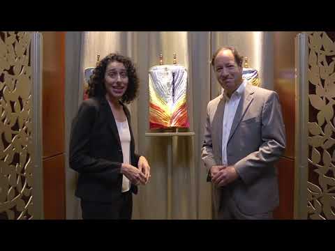 What happens during Simchat Torah?