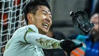 Son 손흥민 throws his mask after scoring a goal for Tottenham against Crystal Palace
