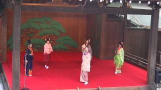 あいち戦国姫隊、小松姫と演舞するin岡崎公園