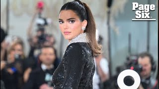 Kendall Jenner, who can’t cut a cucumber, says she often cooks for friends
