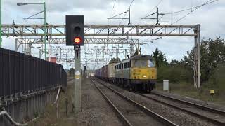 Freightliner 86632 and 86613 Container Train passing Cheddington