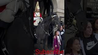 Lucky Escape #london #horse #britishroyalfamily #kingsguard #travel #royalpalaces #tourist