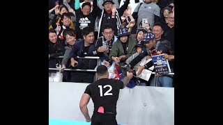 Sonny Bill Williams gives his boots to young fan