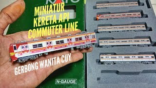 MINIATUR KERETA API COMMUTER LINE