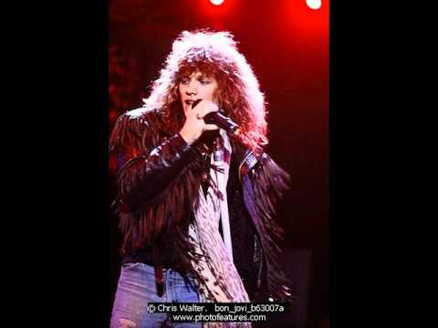 Bon Jovi - The Boys Are Back In Town (Live Edinburgh 1986) - YouTube