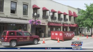 Downtown restaurant damaged in late night fire