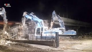 Bologna, la ditta Baraldi di San Prospero demolisce il ponte distrutto dall'esplosione