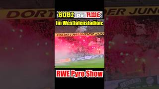 Pyro Show 🔥🔥🔥 RWE Fans: Rot-Weiss Essen - Borussia Bvb Dortmund 2 #rotweissessen #borussiadortmund
