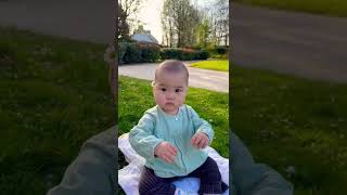 9 month old baby can dance 🥰🥰🥰TIBETAN