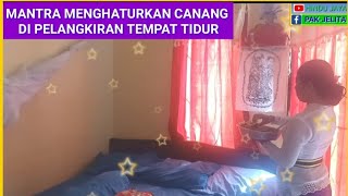 MANTRA MENGHATURKAN CANANG DI PELANGKIRAN KAMAR.