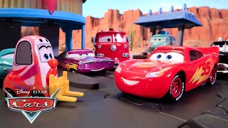 Cars Aventuras en el Camino | Pixar Cars