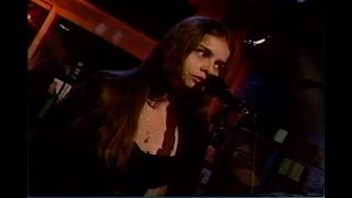 Mazzy Star - Full Interview and 2 Live Songs  (October 28th 1994)