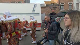 Cavalcade de Fleurus 2023 6 Ramassage