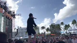 YungBlud - Parents at Audacy Beach Festival 2022
