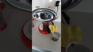 How to make a Capuccino on an Illy Francis X7.1