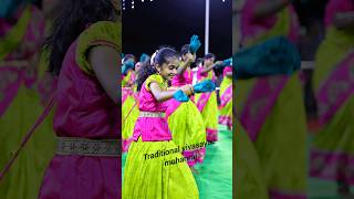 💦 நீ வெட்கப்பட்டாலும் செம்ம அழகா இருக்க டா💦#dance #entertainment #vallikummi #oyilattam