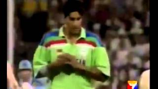 Wasim Akram 3 Magical Delivery in World Cup 1992 Final against England