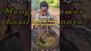 Cara orang Afrika mengolah jeroan hewan hasil buruannya  #food #kuliner #africa