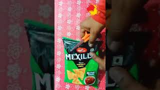 #shorts #haldirams #maxilla #namkeen #snack #shortsvideo #youtubeshorts #unwrapping #shortvideo