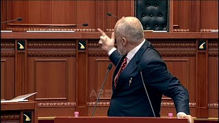 Pa koment: Momenti kur Ramës i përfundon koha e replikës dhe i fiket mikrofoni në Kuvend