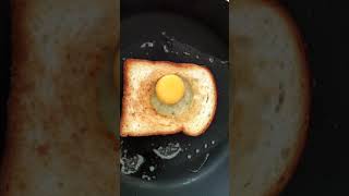 Easy Breakfast Recipe Bread Egg Pouch,Quick And Easy Breakfast Egg #egg #breakfast #shorts